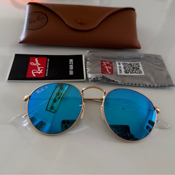 Ray-Ban Gold Frame Sunglasses with Blue Lenses - Picture 6 of 11